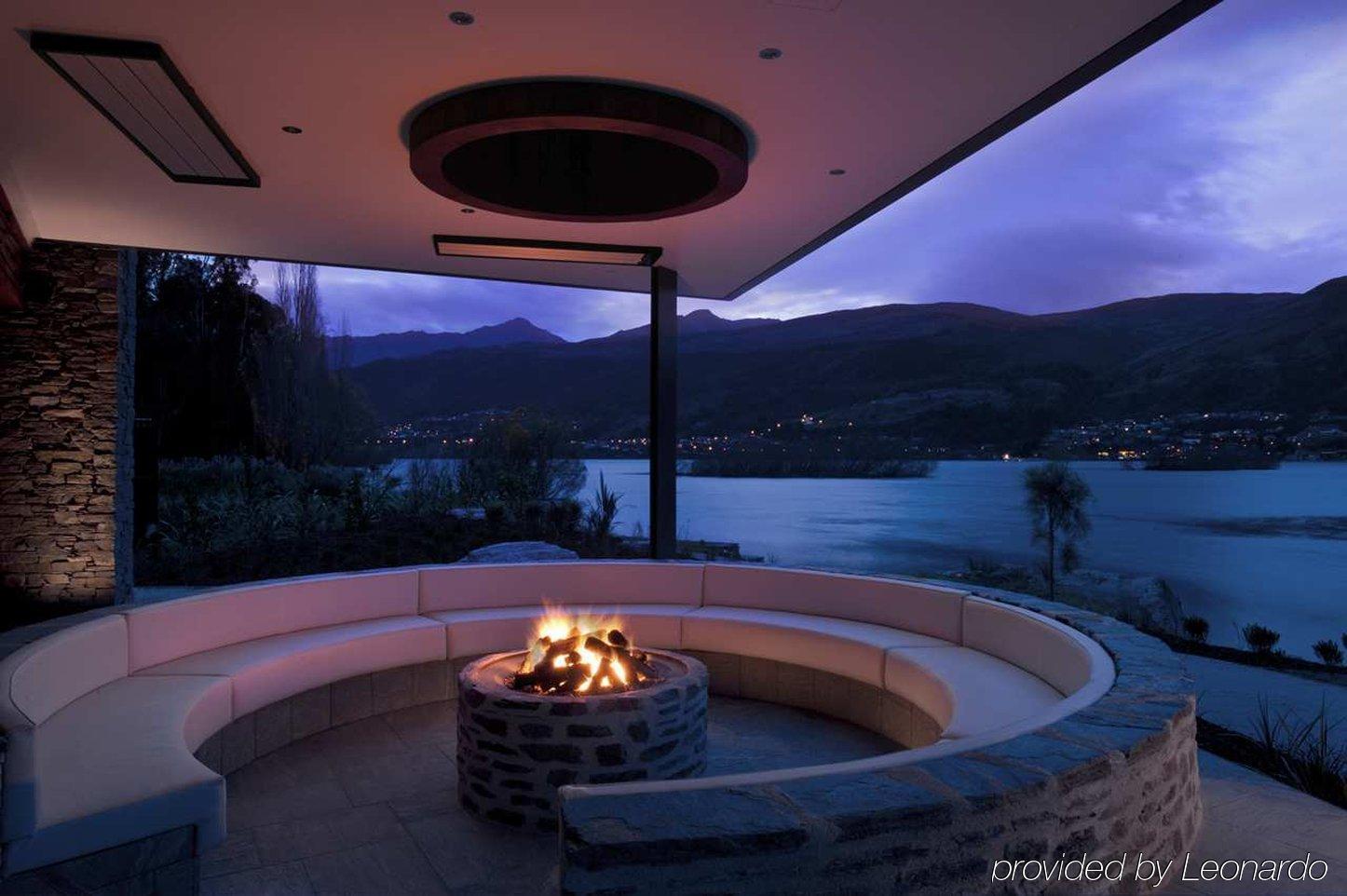 Doubletree By Hilton Queenstown Exteriör bild