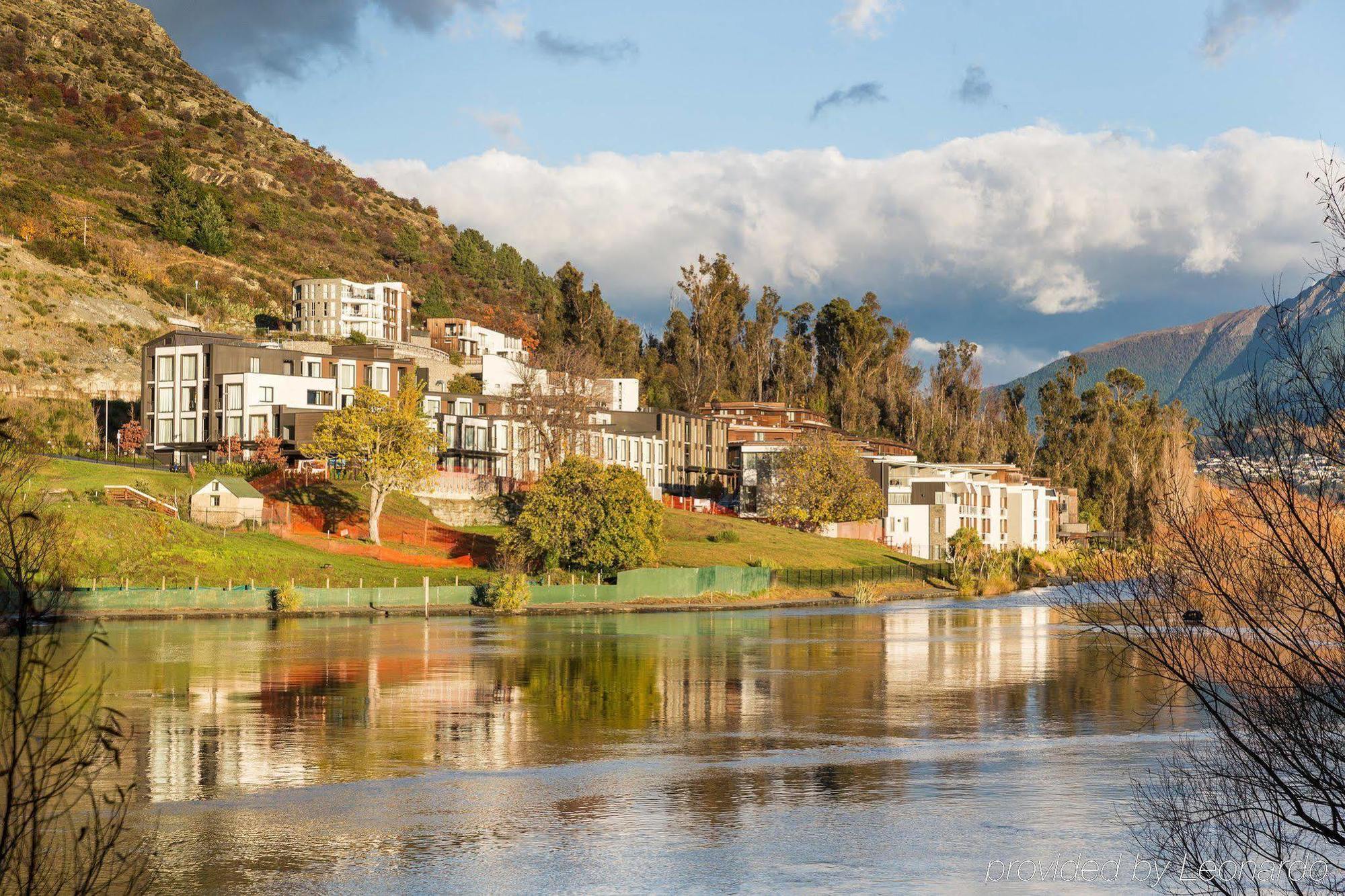 Doubletree By Hilton Queenstown Exteriör bild